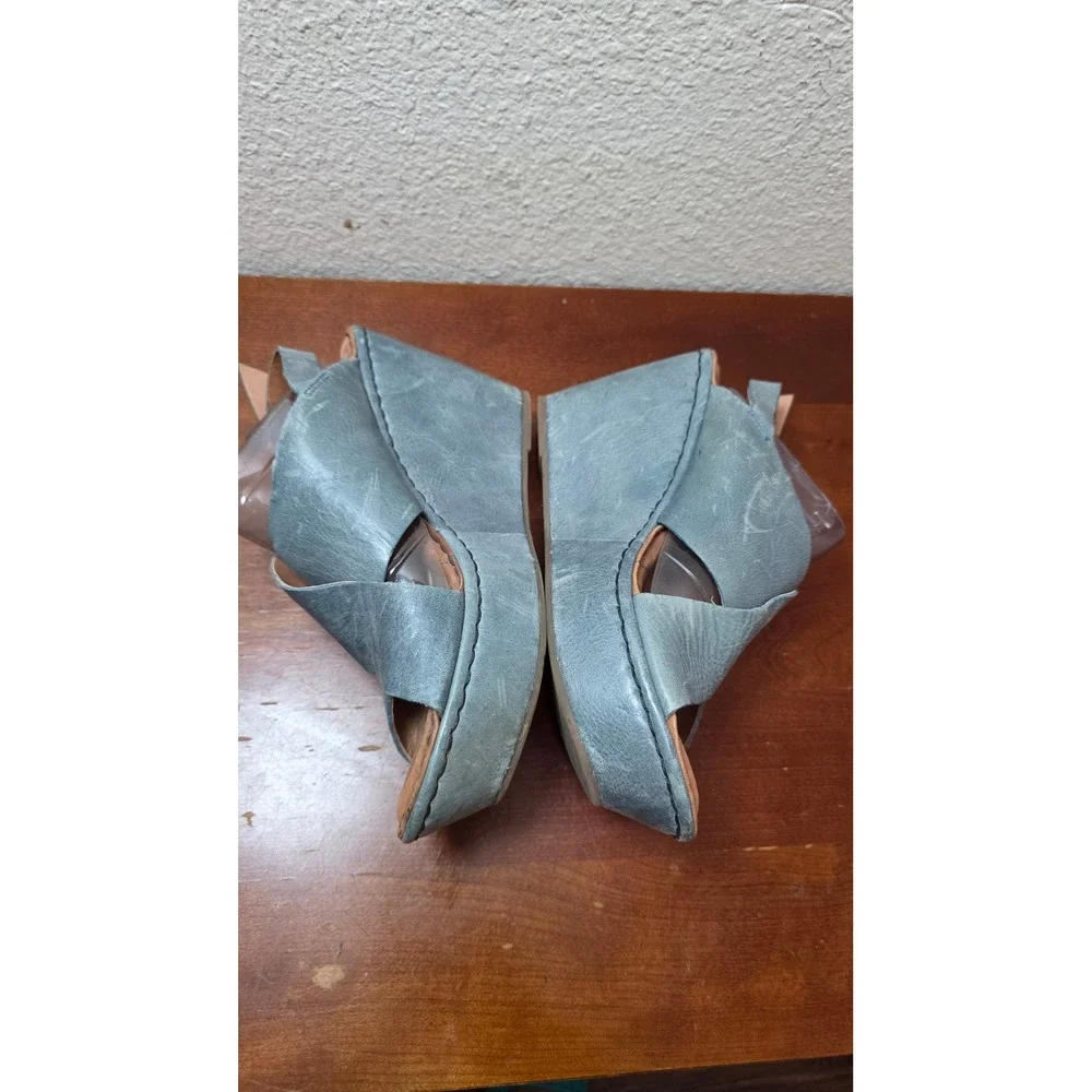 Born MJJ2 Leather Wedge Sandals Womens 10 Blue Grey Crisscross Slingback MJJ2